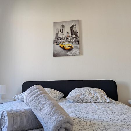 Le Mirage - Appartement 2 Chambres, Salon, Cuisine Equipee, Parking Et Wifi Gratuit Mulhouse Eksteriør billede