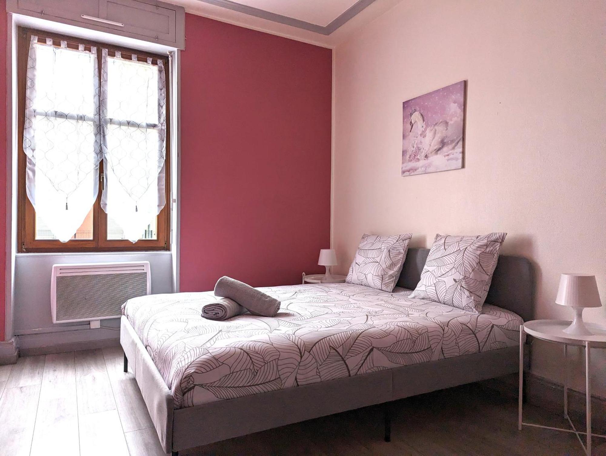 Le Mirage - Appartement 2 Chambres, Salon, Cuisine Equipee, Parking Et Wifi Gratuit Mulhouse Eksteriør billede
