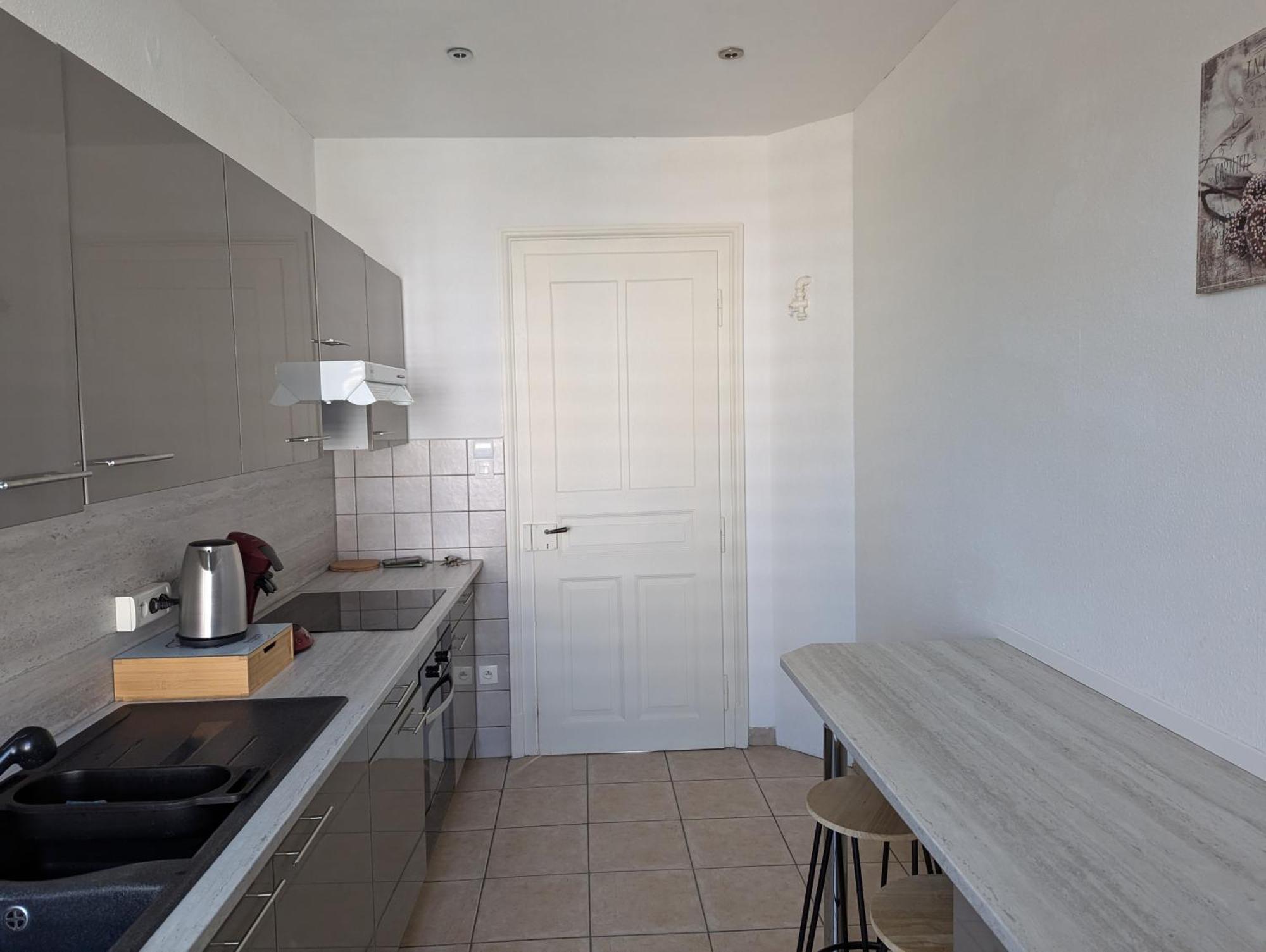 Le Mirage - Appartement 2 Chambres, Salon, Cuisine Equipee, Parking Et Wifi Gratuit Mulhouse Eksteriør billede