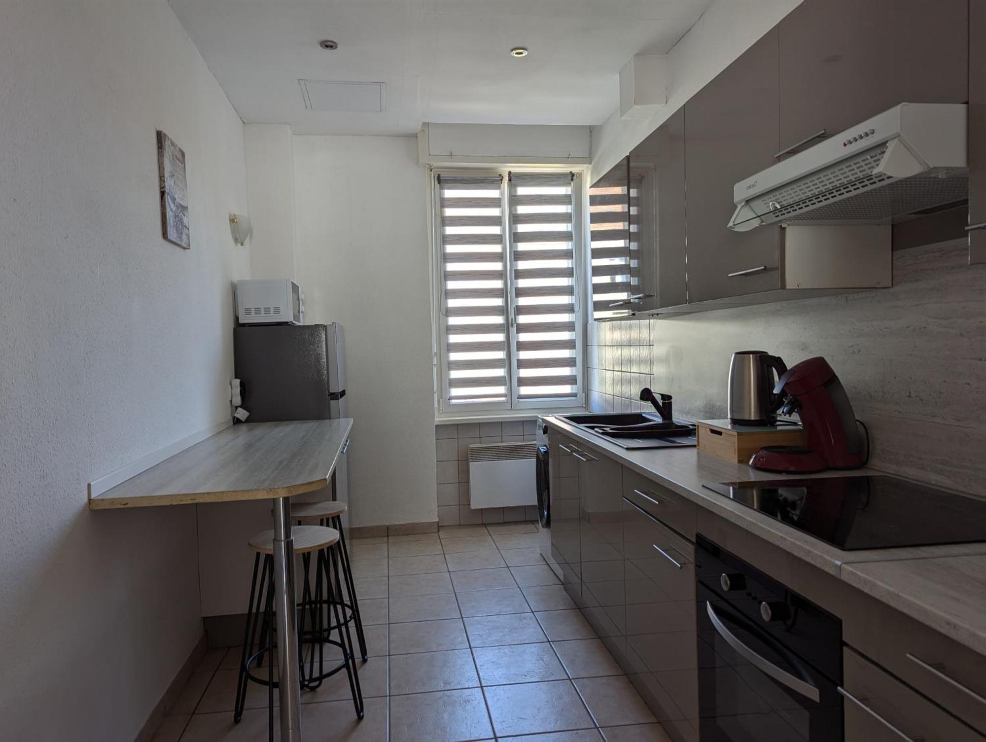 Le Mirage - Appartement 2 Chambres, Salon, Cuisine Equipee, Parking Et Wifi Gratuit Mulhouse Eksteriør billede