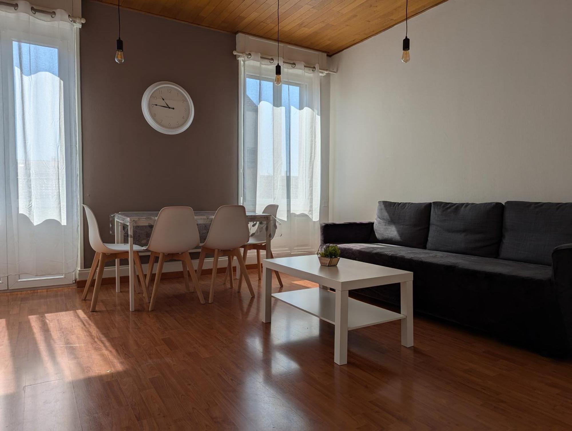 Le Mirage - Appartement 2 Chambres, Salon, Cuisine Equipee, Parking Et Wifi Gratuit Mulhouse Eksteriør billede